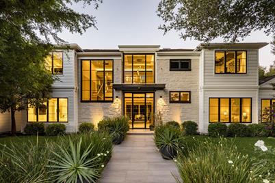 33 Emilie Ave - Photo 1