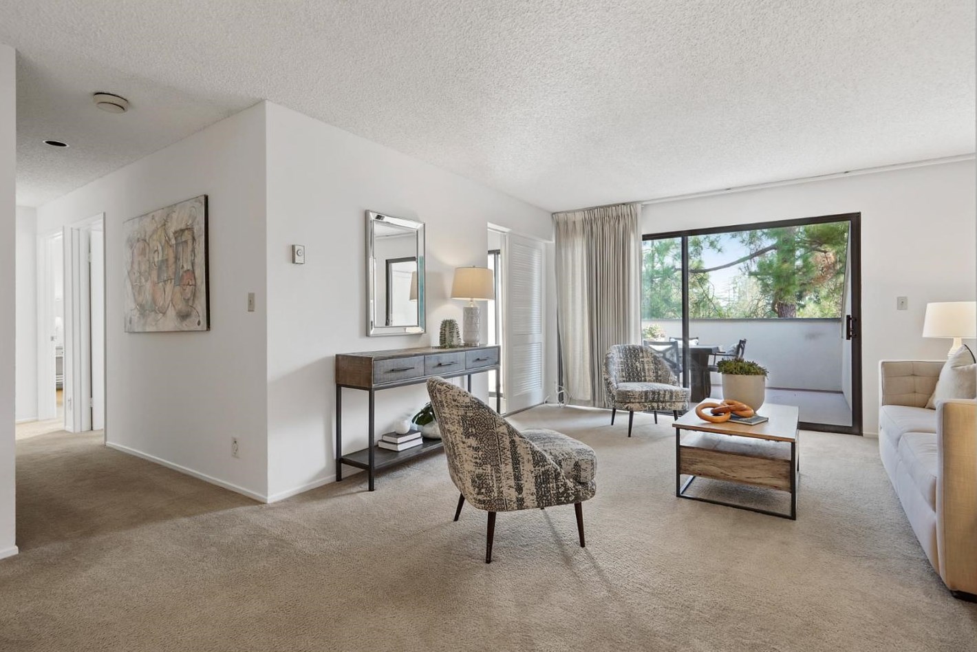 2140 Santa Cruz Ave B302, Menlo Park, CA 94025