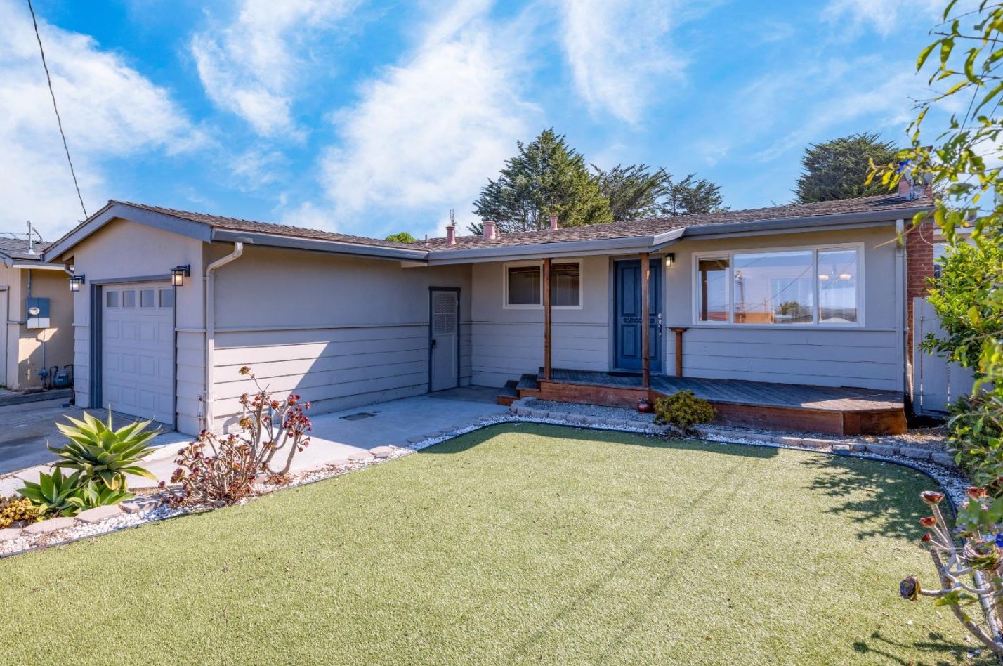 1768 Havana St, Seaside, CA 93955-4038
