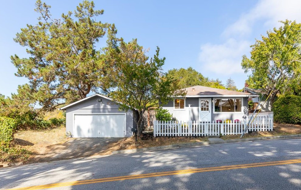 714 Hill St, Capitola, CA 95010