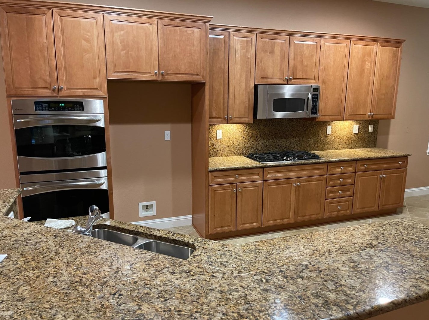 2113 Land End Loop, Roseville, CA 95747-8827