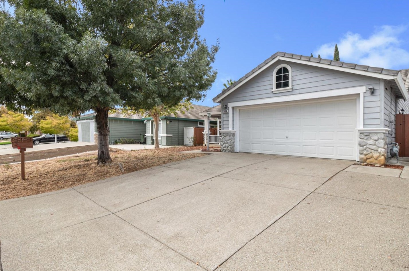 5204 Grass Valley Way, Antioch, CA 94531