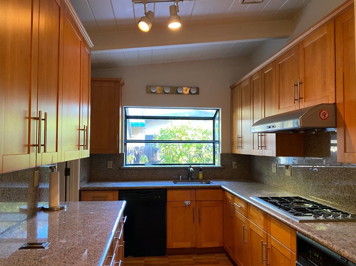 48 Callie Ln, Menlo Park, CA 94025-1701