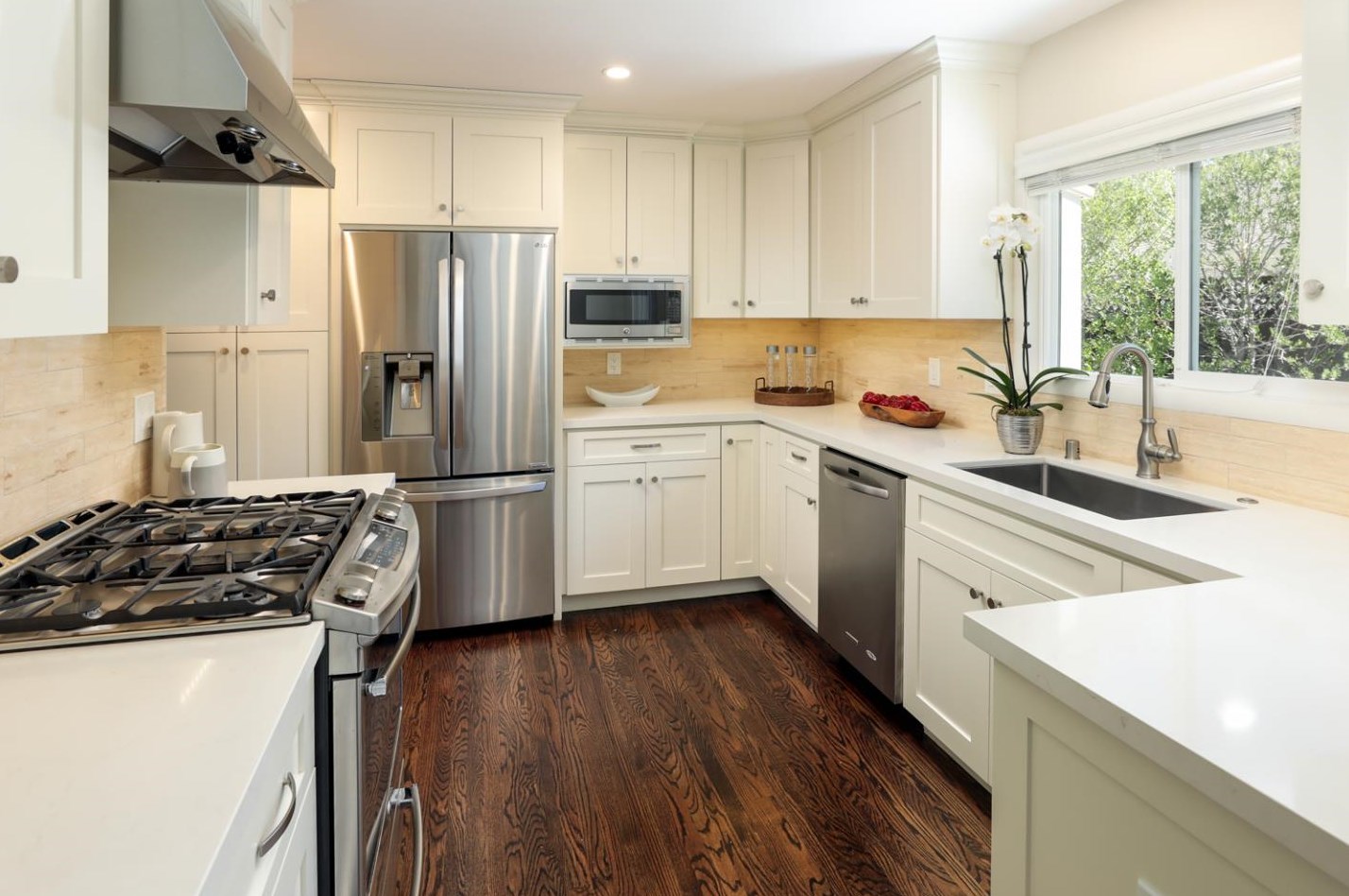 18 Parker Ave, Menlo Park, CA 94027-5416