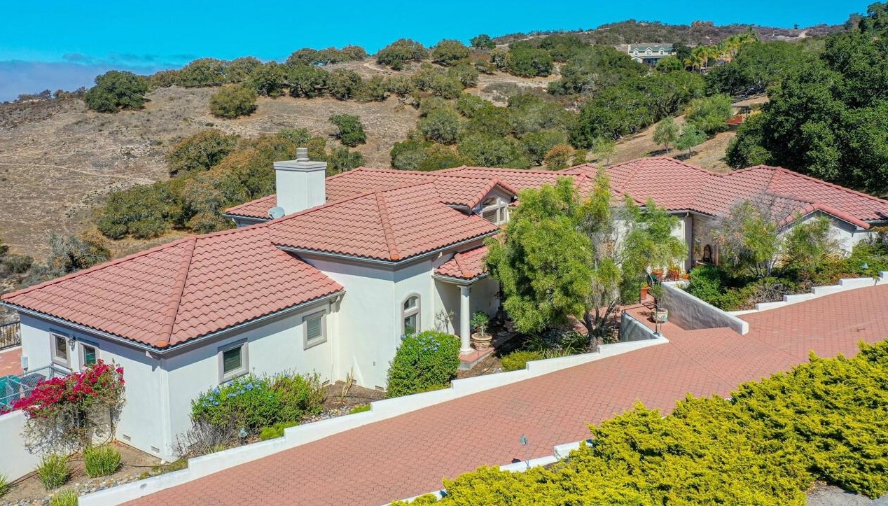 24542 Rimrock Canyon Rd, Salinas, CA 93908-9435