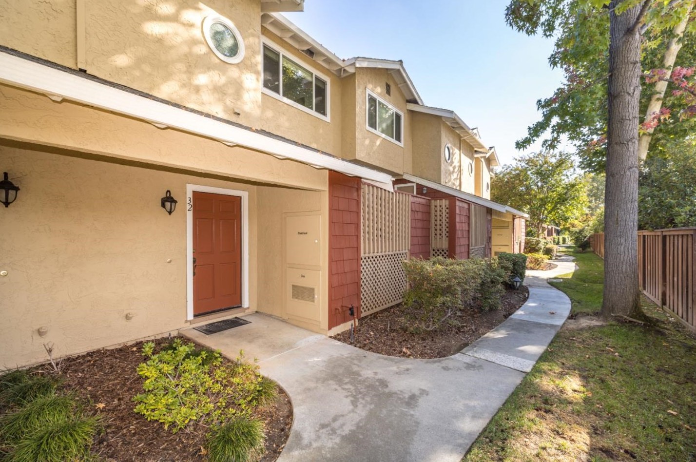 32 Albatross Ct, Campbell, CA 95008-1265