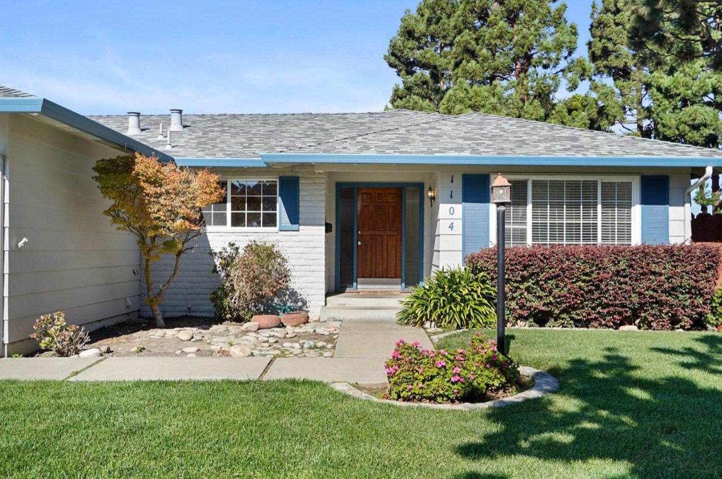 1104 Driftwood Pl, Salinas, CA 93901