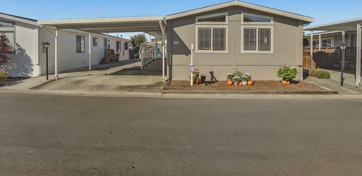 25 Sailfish Ct 25, Princeton by the Sea, CA 94019