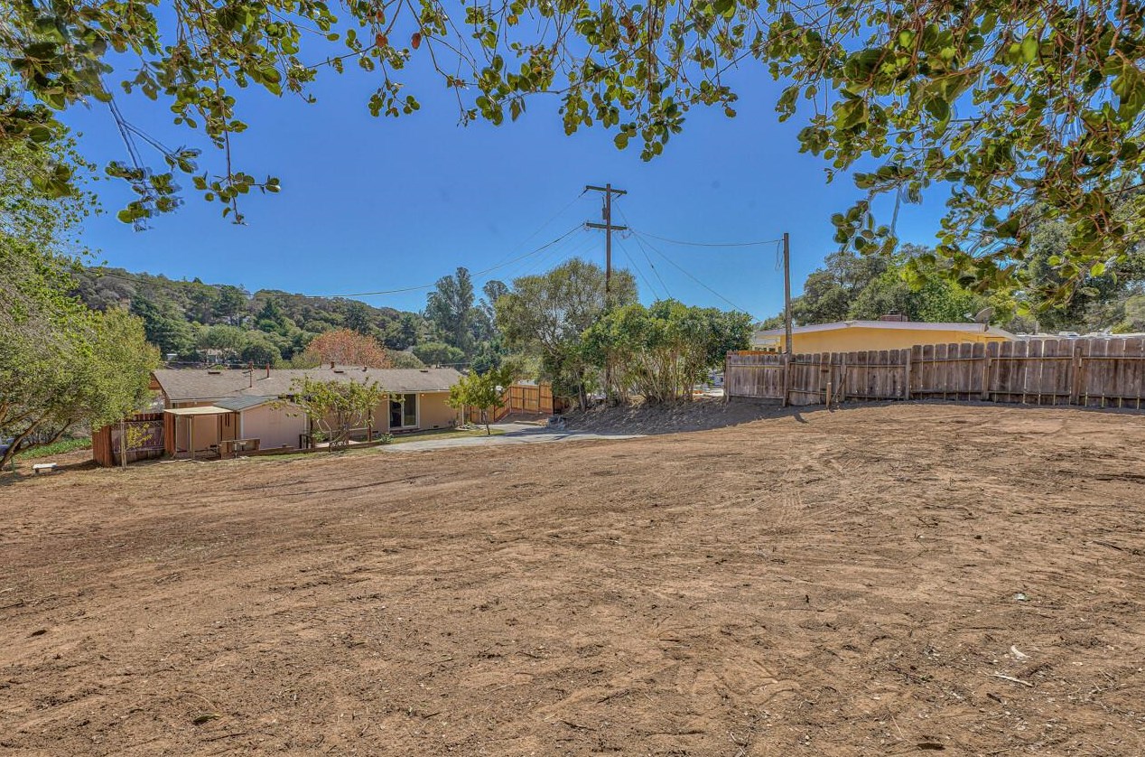 7594 Langley Canyon Rd, Salinas, CA 93907-8940