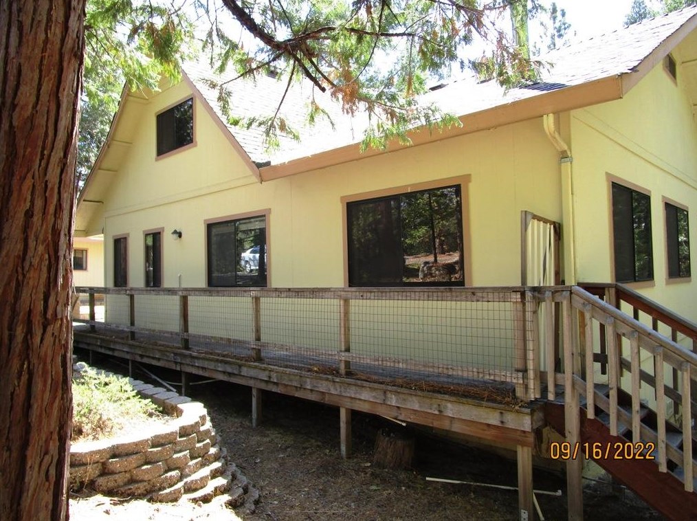 22870 Lazy Z Ln, Sonora, CA 95370-8324