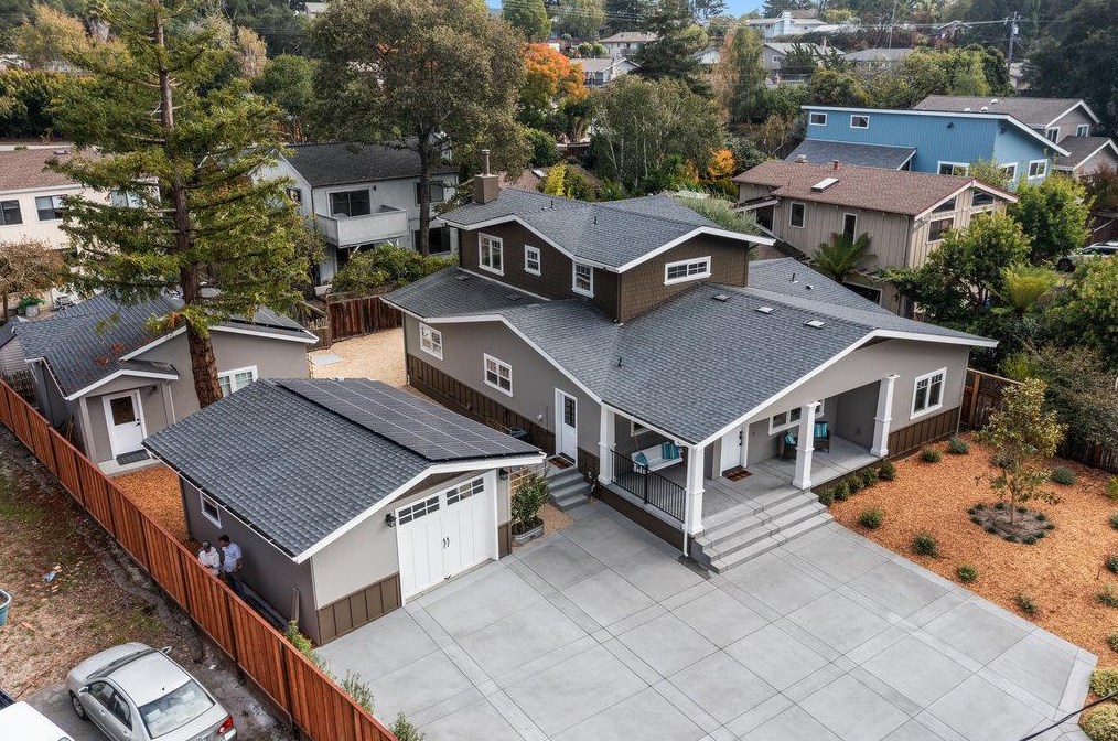 180 Isbel Dr, Santa Cruz, CA 95060-1980