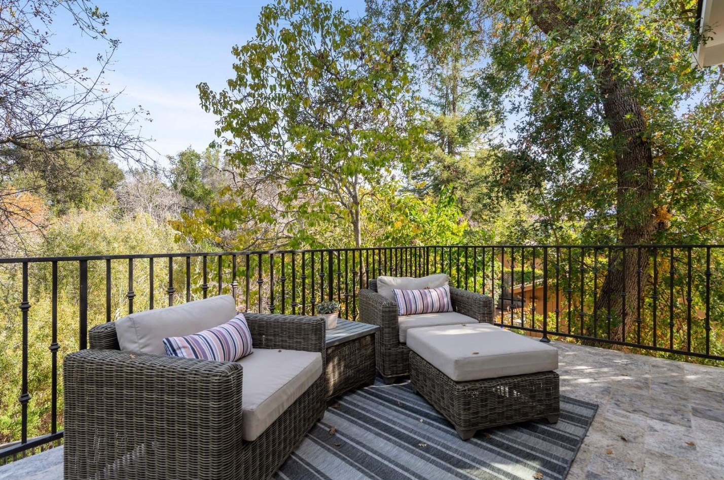 32 Homer Ln, Menlo Park CA  94025-6320 exterior