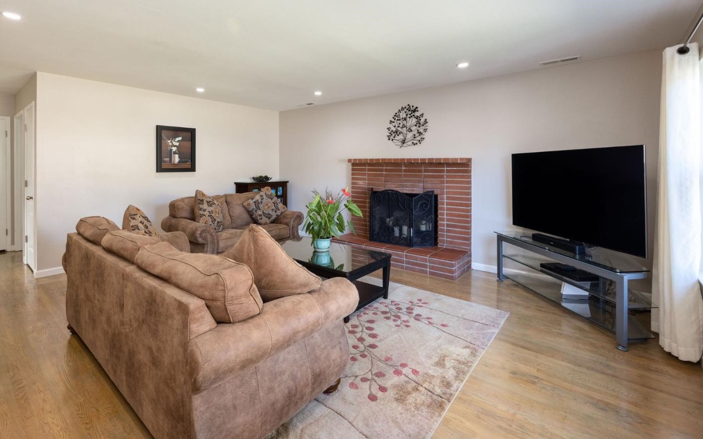 323 Sonora Ave, El Granada, CA 94018