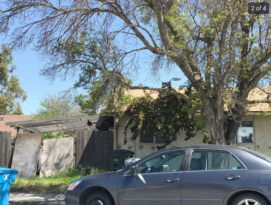 10 Azul Ct, Hollister, CA 95023