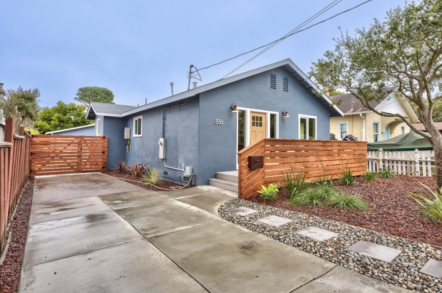 816 Maple St, Del Monte Park, CA 93950