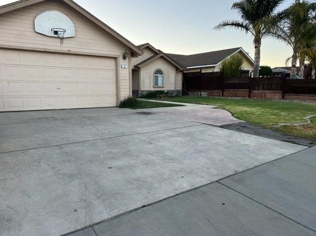 735 Malaga Ct, Soledad, CA 93960-2589