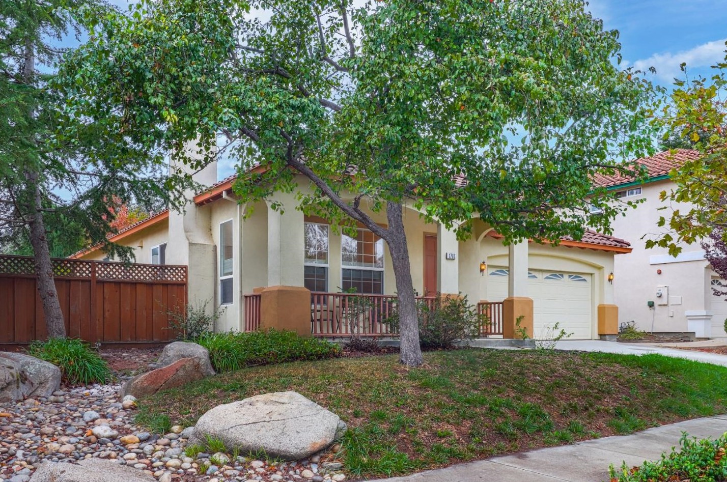 1785 Londonderry Way, Salinas, CA 93906-4855