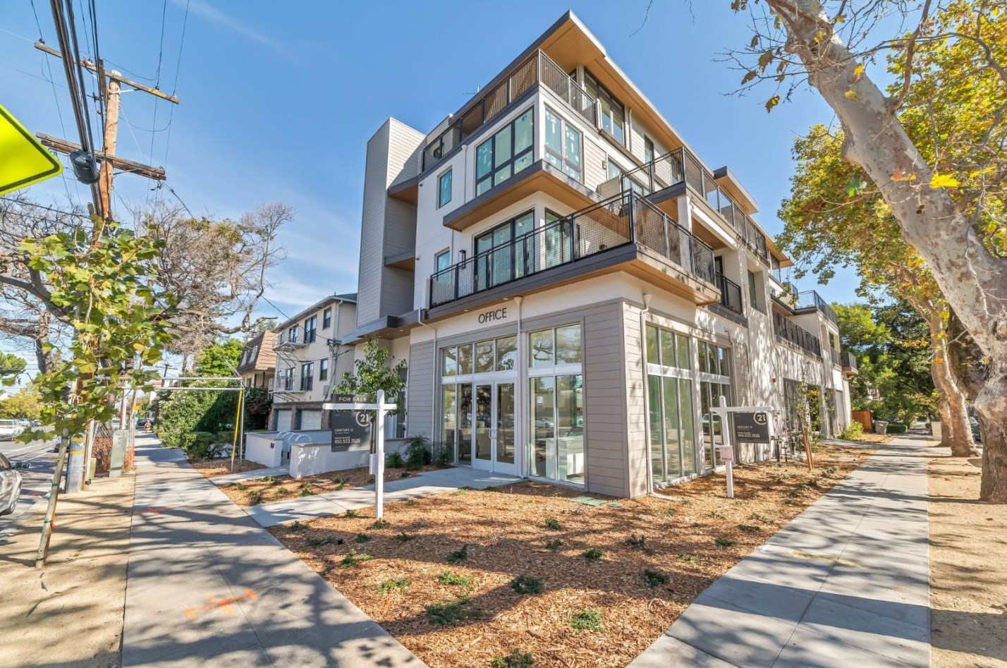 1667 San Carlos Ave 203, San Carlos, CA 94070