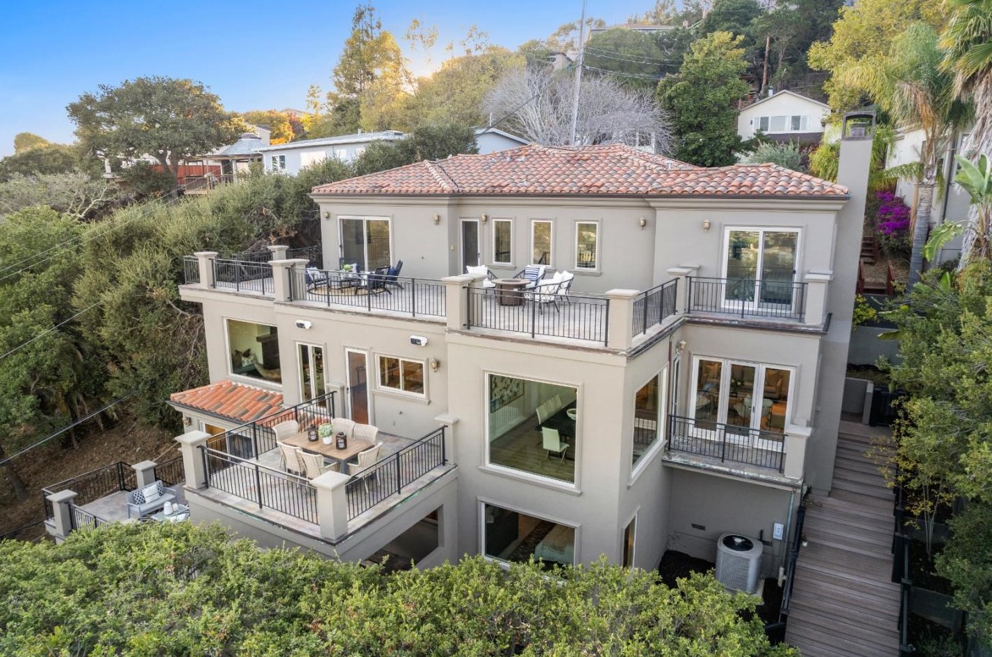 60 Ensenada Rd, San Carlos, CA 94070