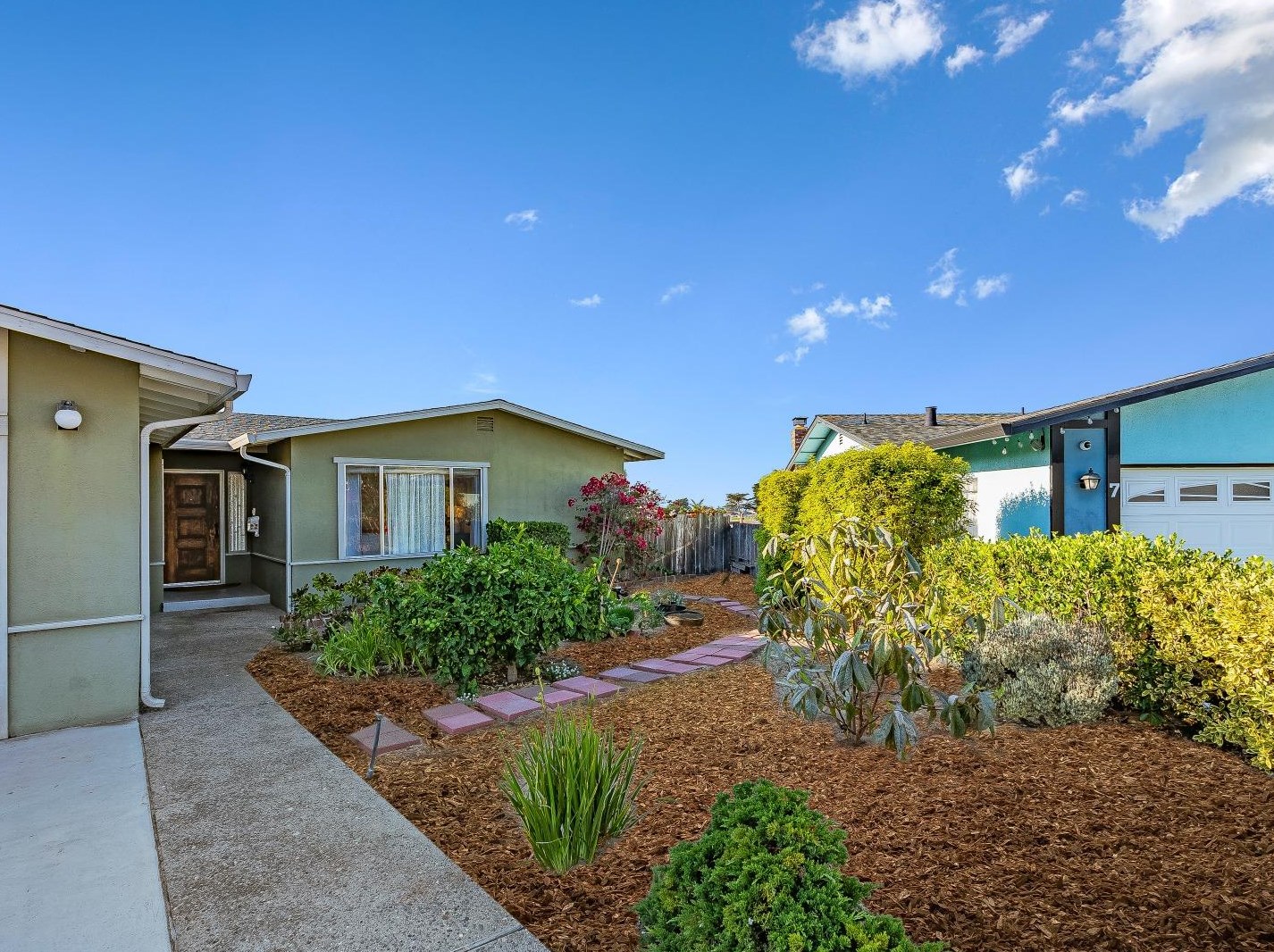 5 Mansell Ct, Seaside, CA 93955-4615
