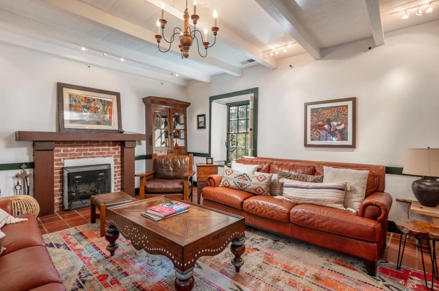 100 Boronda Ln, Monterey, CA 93940-4634