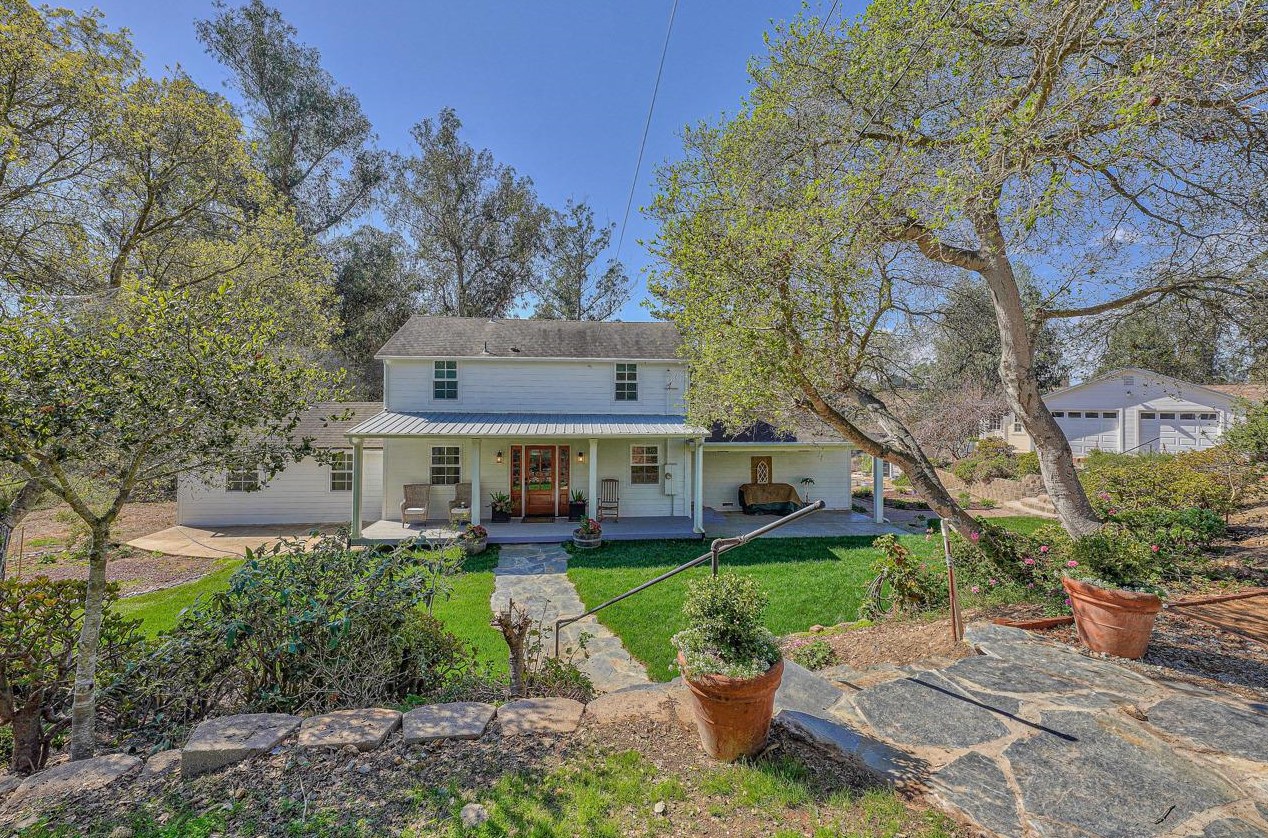17154 Mcguffie Rd, Salinas, CA 93907-8749