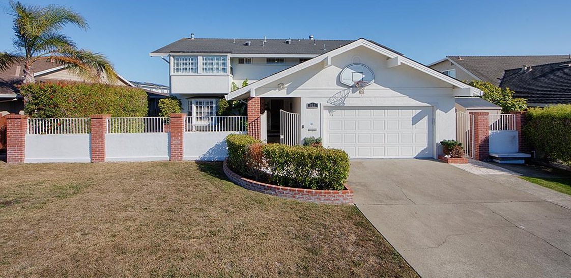 921 Lurline Dr, San Mateo, CA 94404-1832