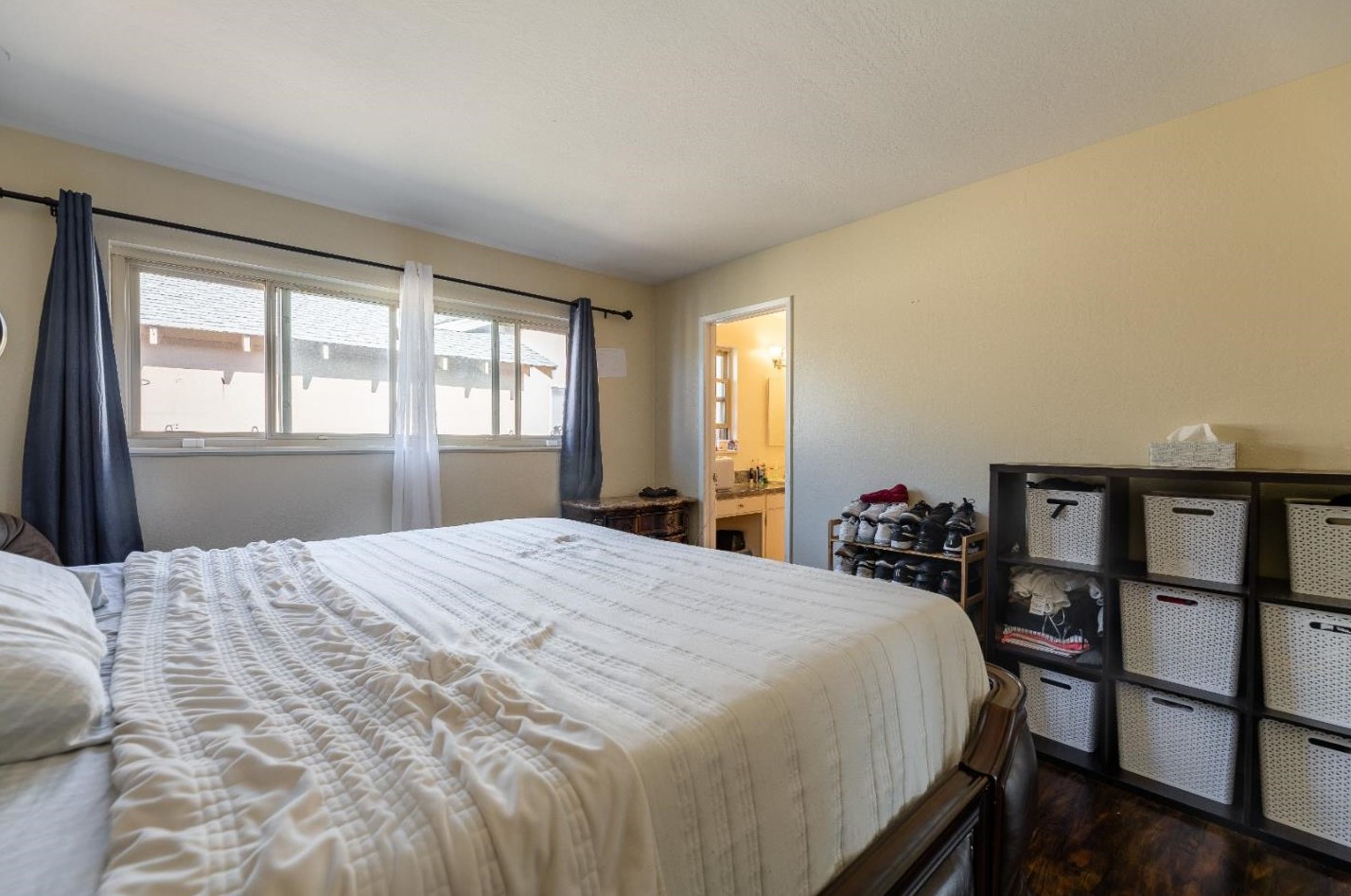 1666 Cambrian Dr, Salinas CA 93906-2207 exterior