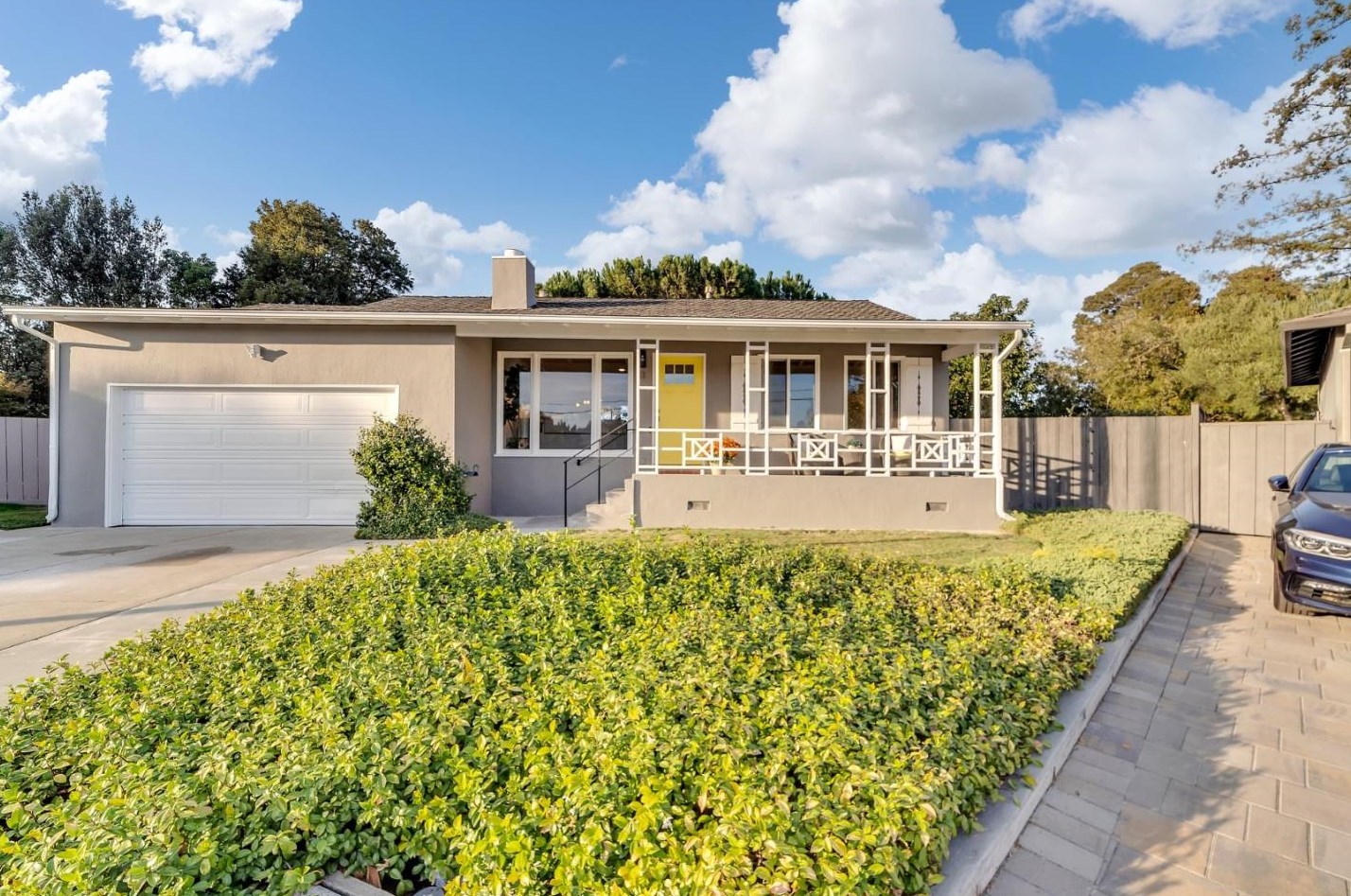 11 Meadow Ct, San Mateo, CA 94403-2942