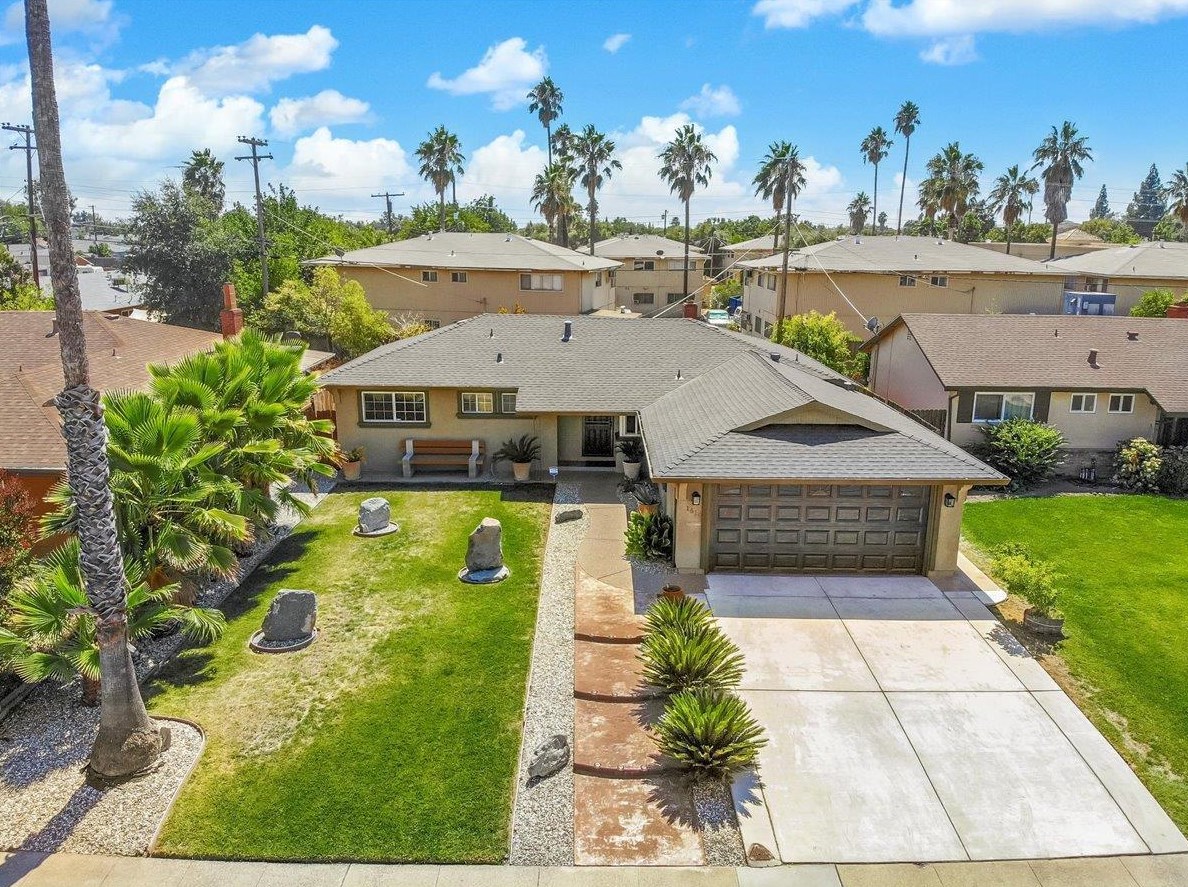 1610 Glidden Ave, Sacramento CA  95822-5152 exterior
