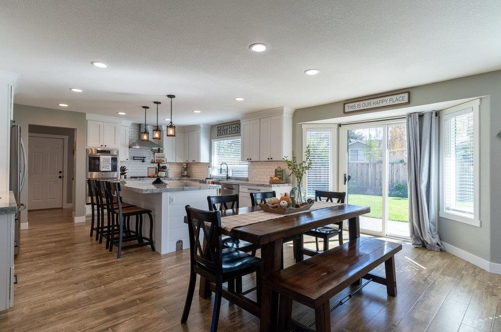 640 Ridgemark Dr, Hollister CA  95023-6457 exterior