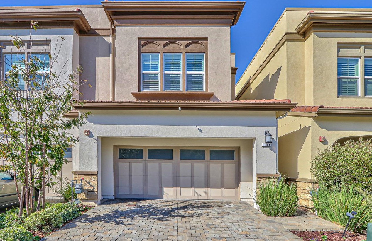 1604 Edgeworth Ave, Daly City, CA 94015-1932