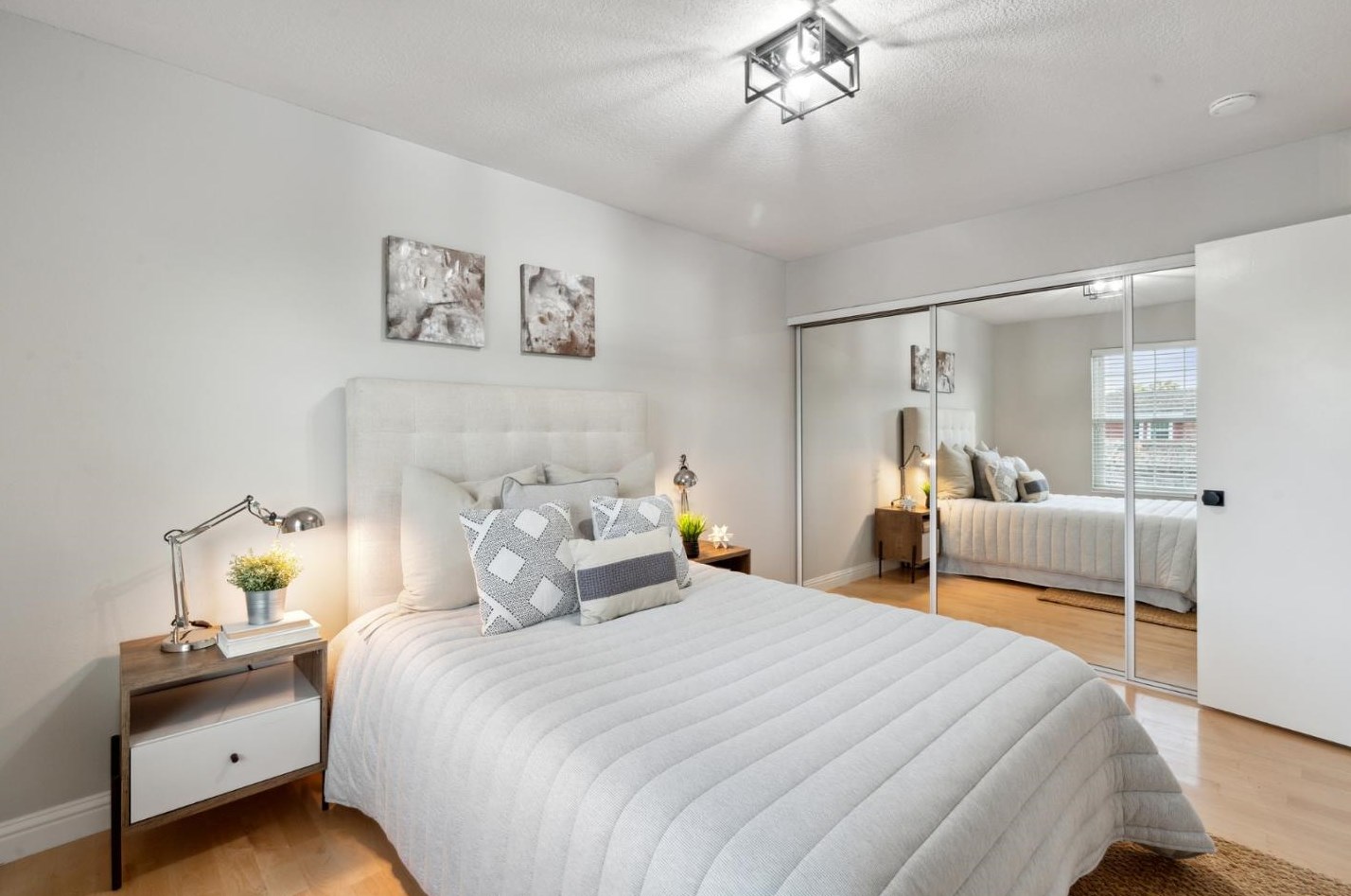 918 Aruba Ln, San Mateo CA  94404-3802 exterior