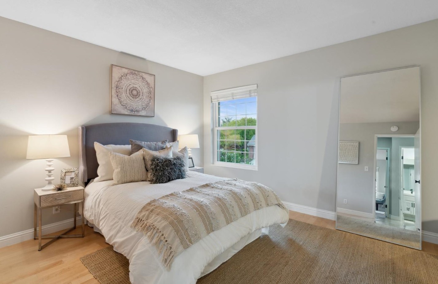 918 Aruba Ln, San Mateo CA  94404-3802 exterior