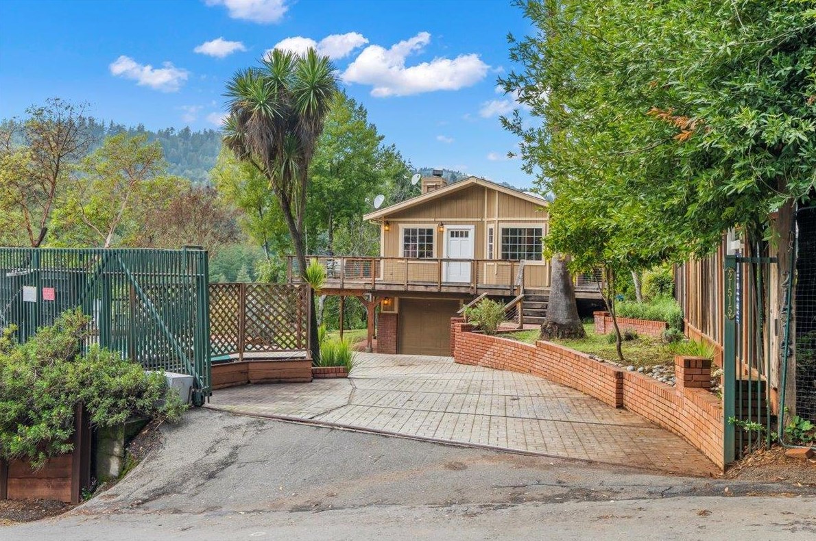 21515 Old Mine Rd, Los Gatos, CA 95033