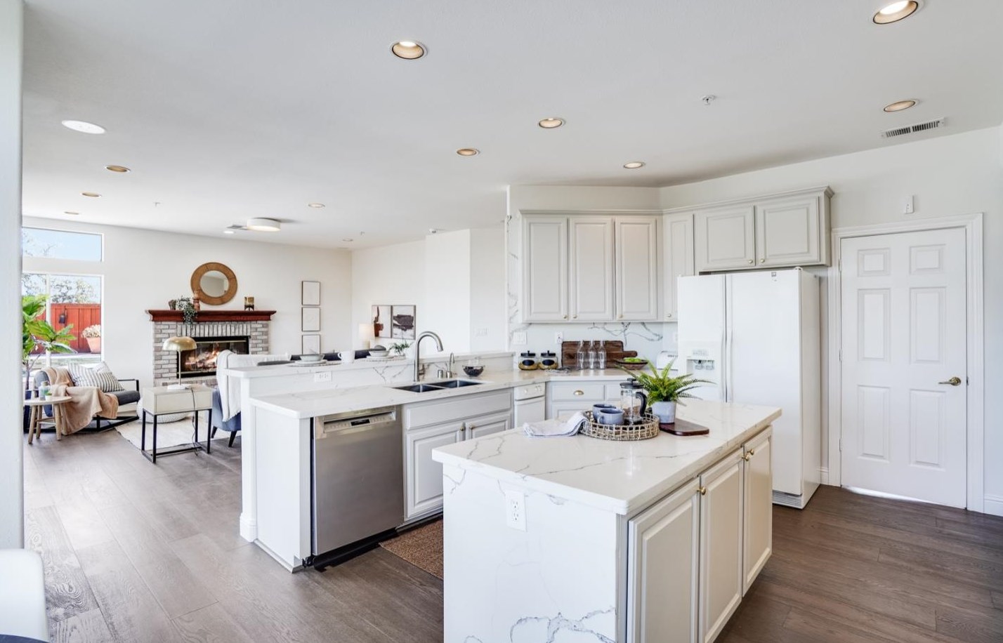 26 Julie Highlands Ct, Lafayette CA  94549-1753 exterior