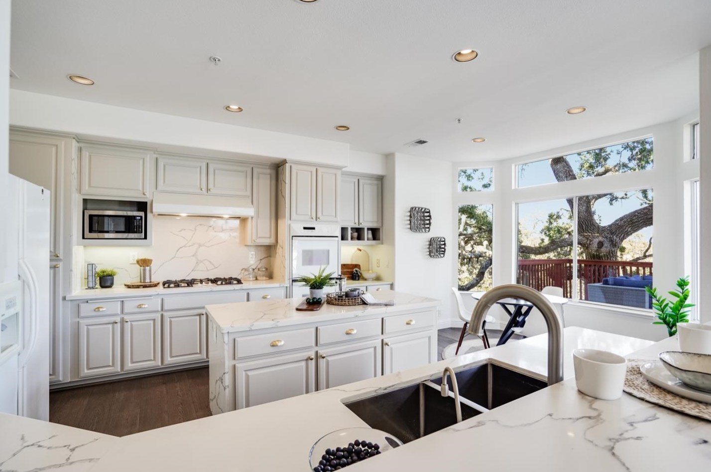 26 Julie Highlands Ct, Lafayette CA  94549-1753 exterior