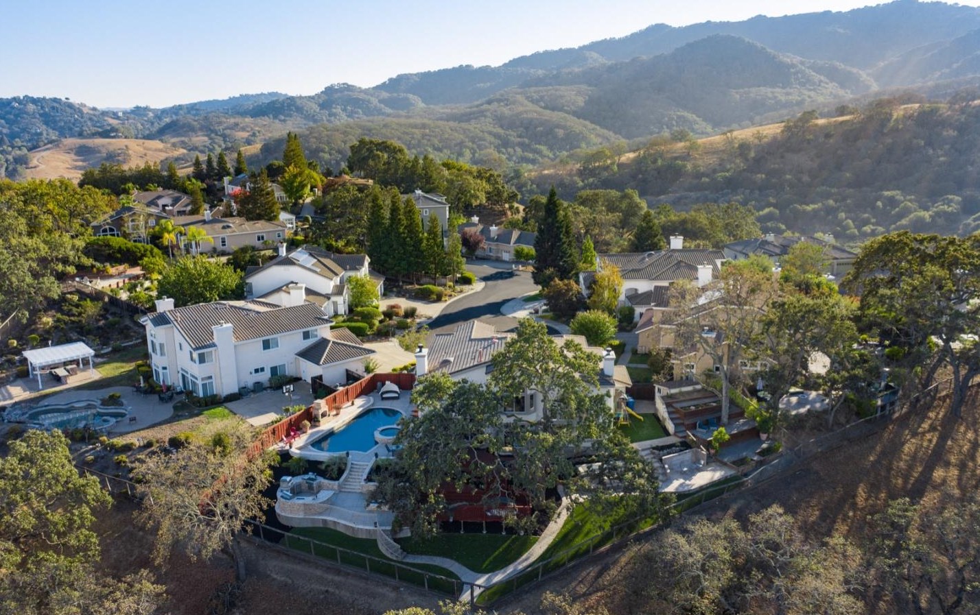 26 Julie Highlands Ct, Lafayette CA  94549-1753 exterior