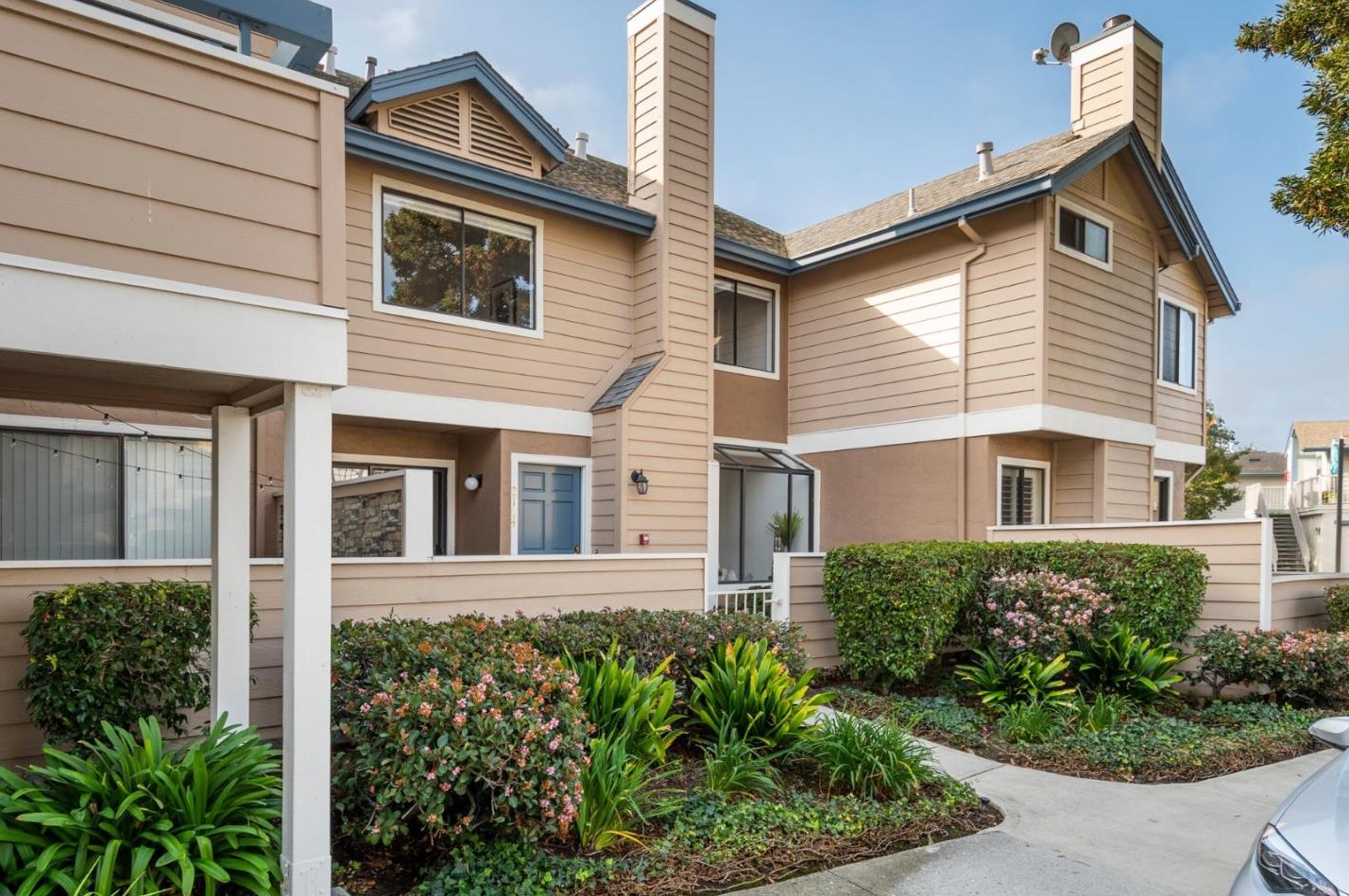 2104 Vista Del Mar, San Mateo, CA 94404