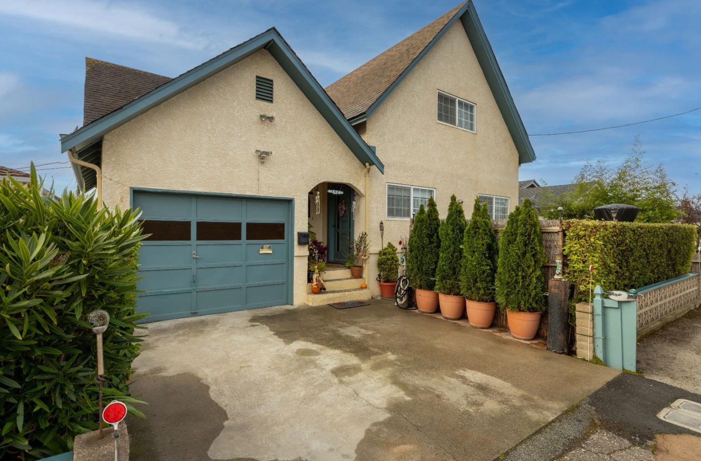 680-684 Myrtle, Princeton by the Sea, CA 94019