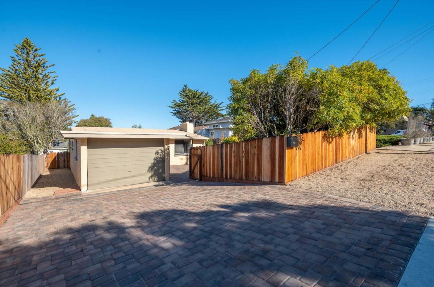 814 Filmore St, Monterey, CA 93940-1534
