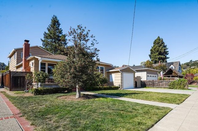 902 Avon St, Belmont, CA 94002