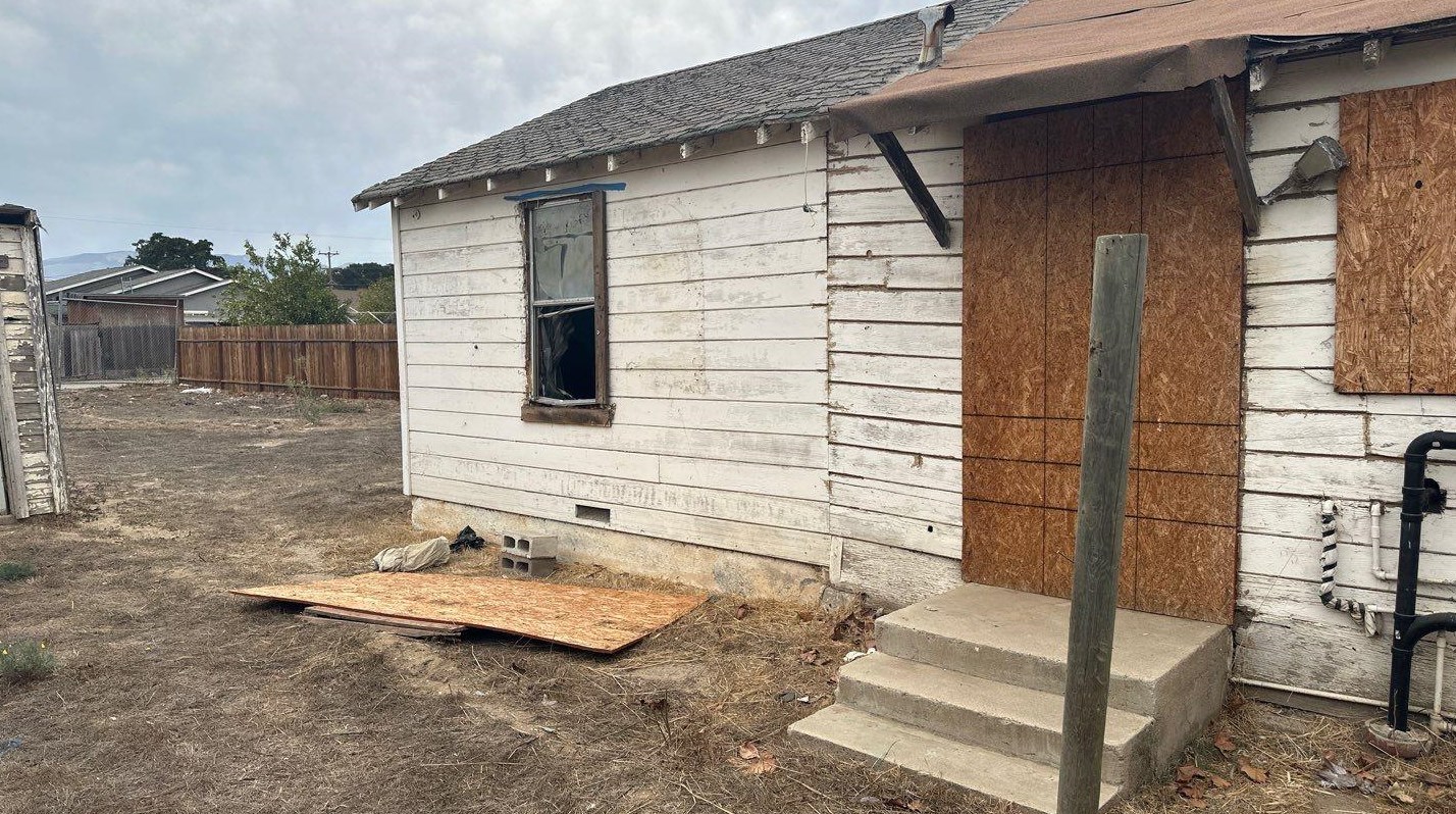 137 6th St, Greenfield, CA 93927