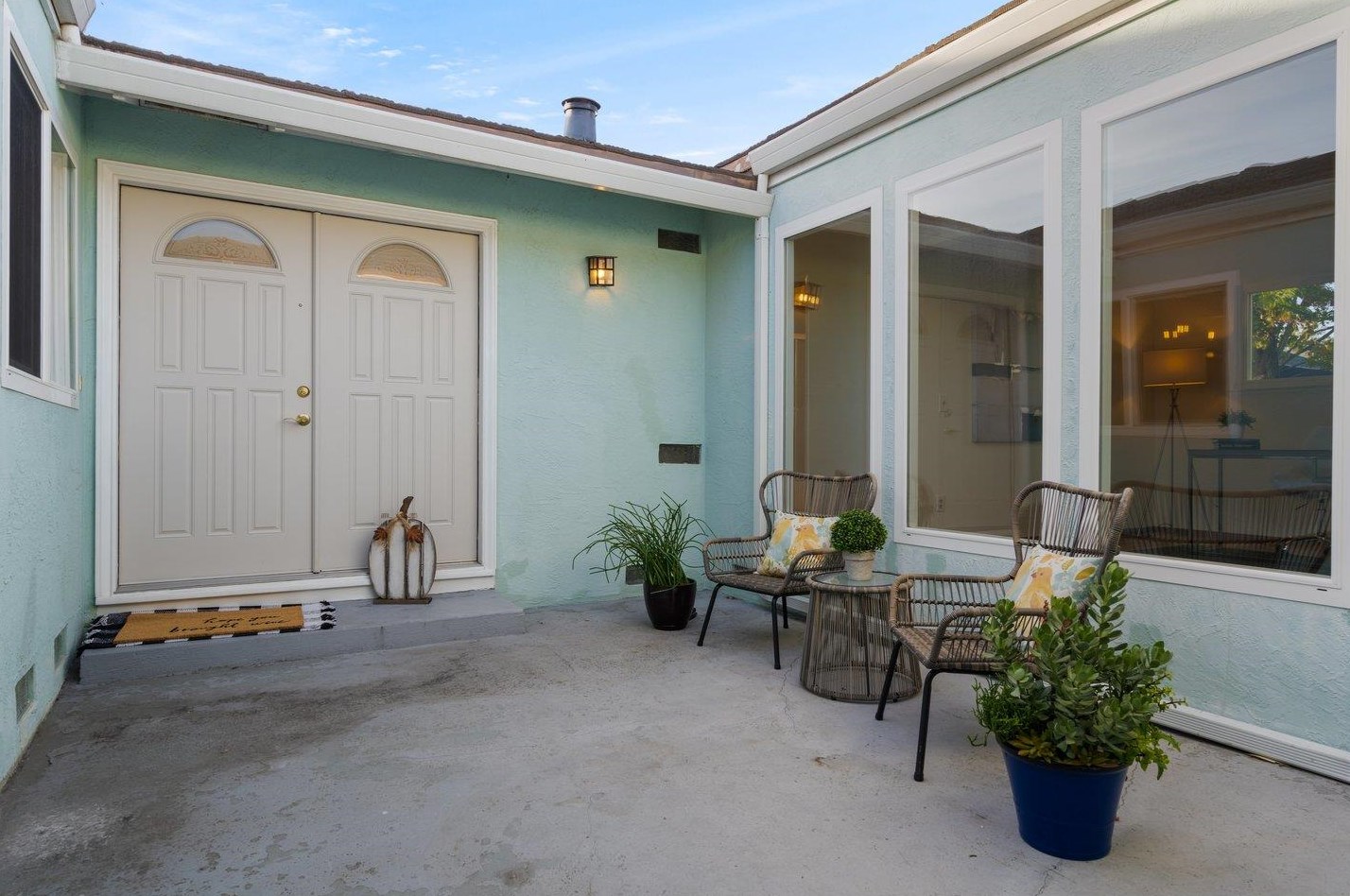 371 Mullet Ct, San Mateo, CA 94404-1934