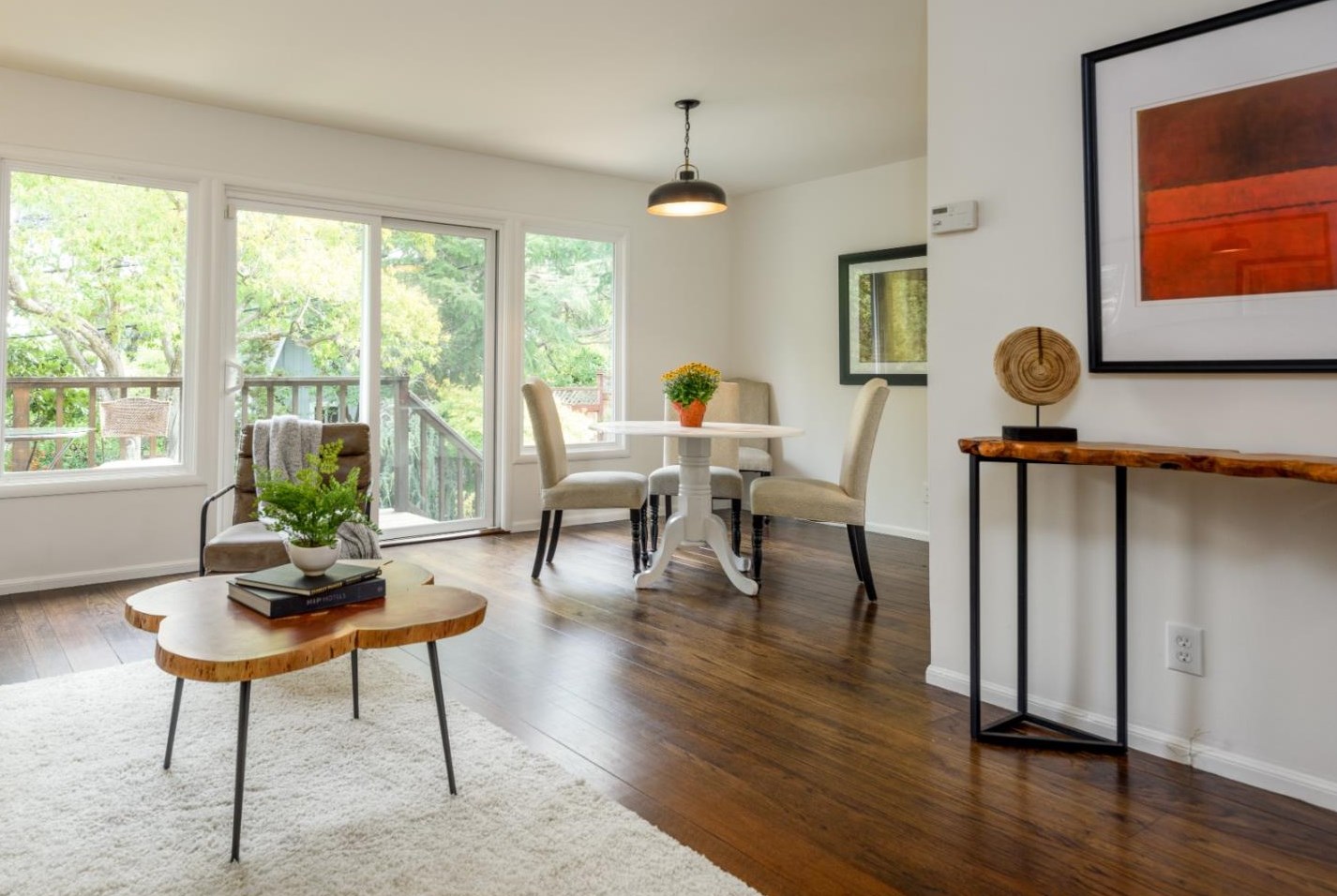 4001 Wilshire Ave, San Mateo CA  94403-4166 exterior