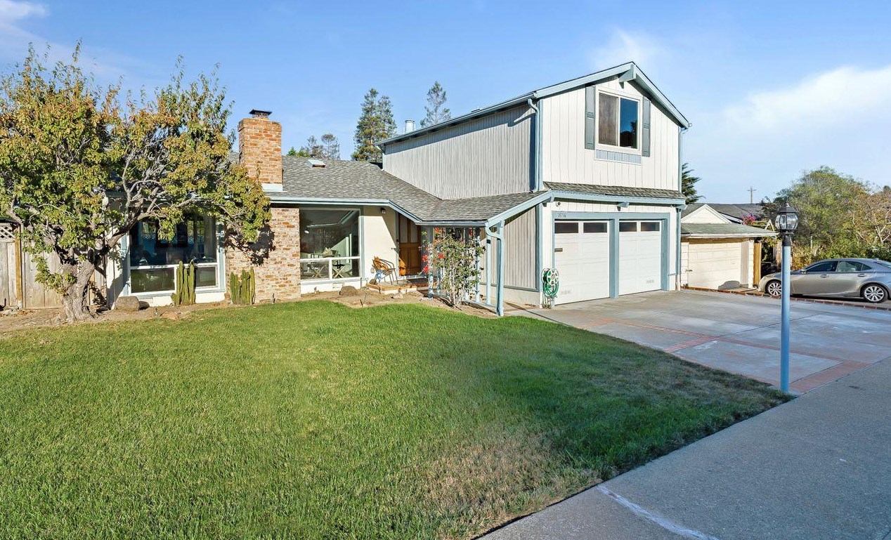 1036 Pinehurst Ct, Millbrae, CA 94030