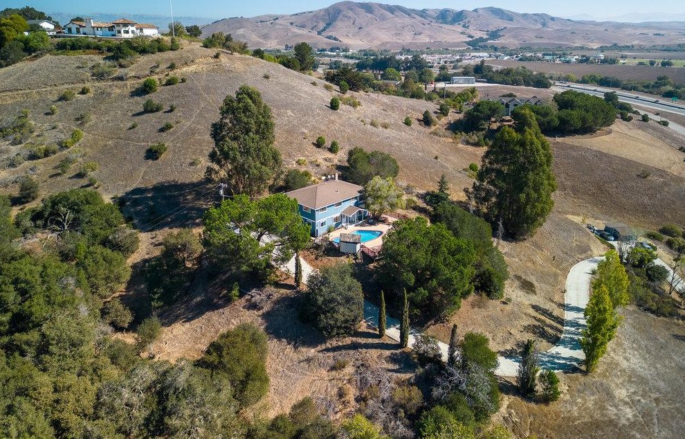 1010 Anzar Rd, San Juan Bautista, CA 95045