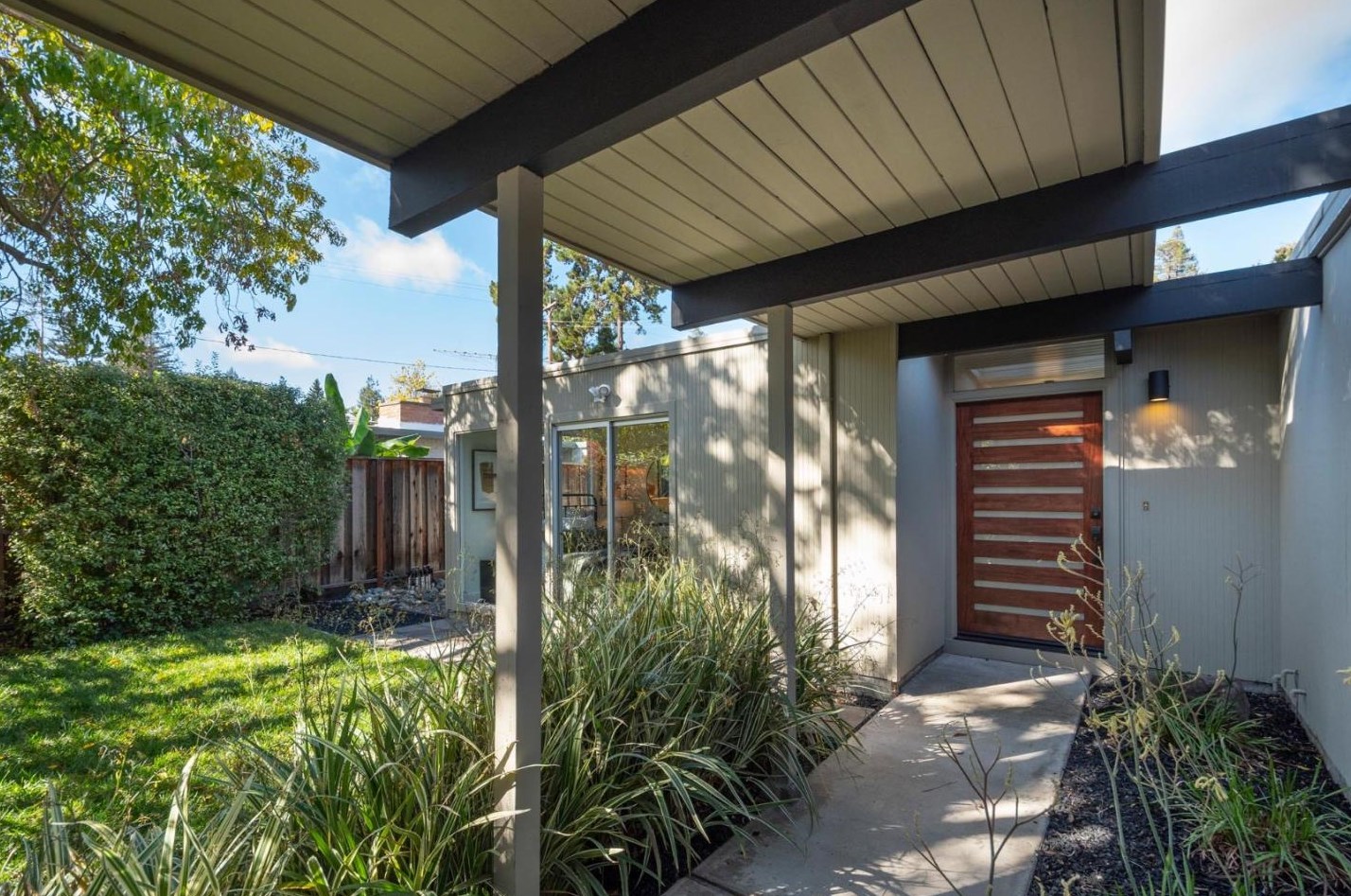 737 E Charleston Rd, Palo Alto, CA 94303