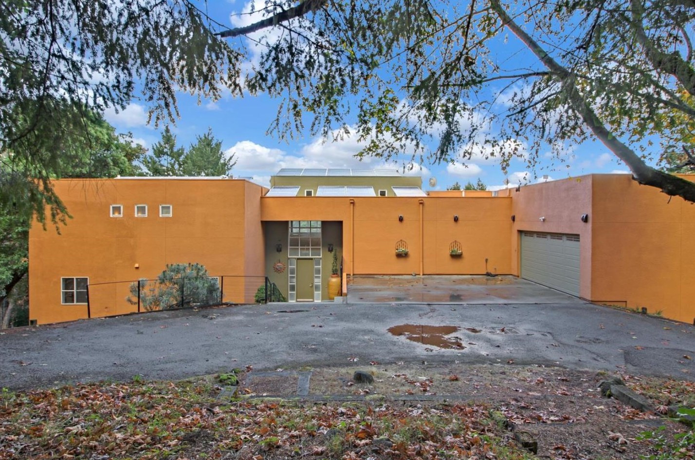 20190 Thompson Rd, Los Gatos, CA 95033