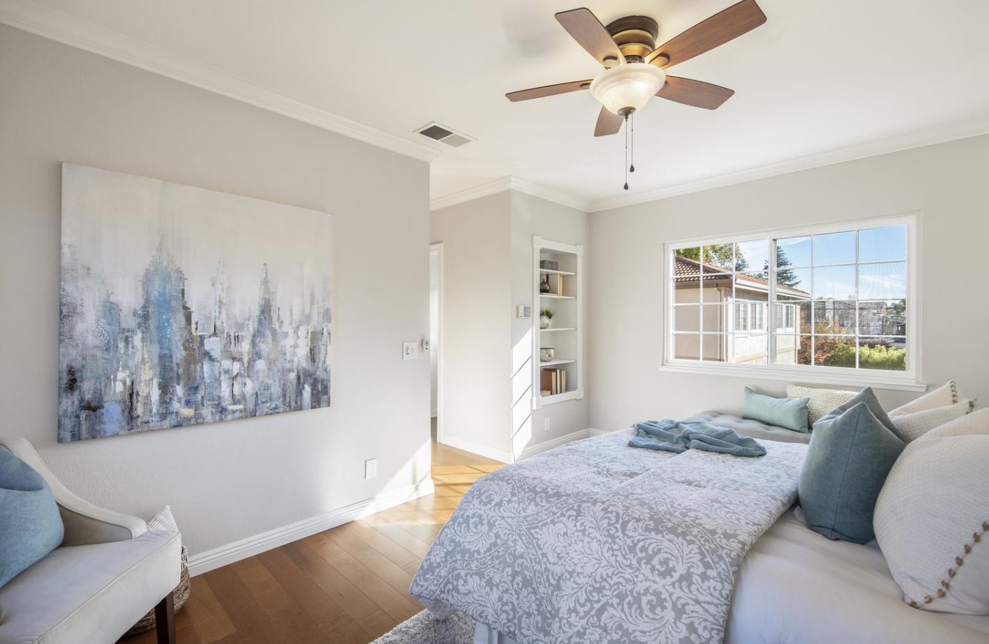 574 Hacienda Ave, Campbell CA 95008-6322 exterior